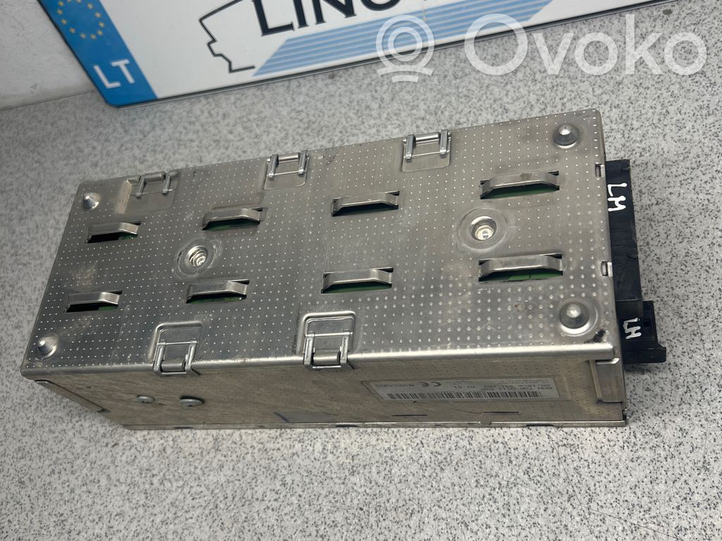 BMW 7 E65 E66 Garso stiprintuvas 
