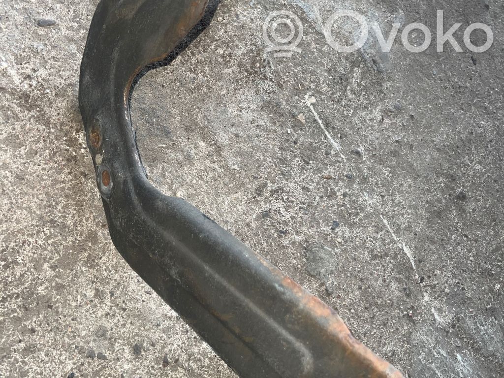 BMW 5 E60 E61 Cits aizmugures šasijas elements 