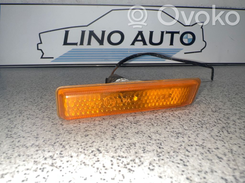 BMW 3 E36 Front fender indicator light 