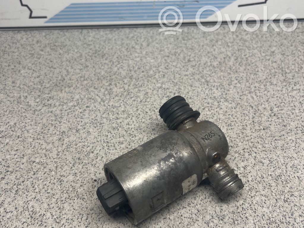 BMW 3 E30 Brīvgaitas vārsts (regulators) 