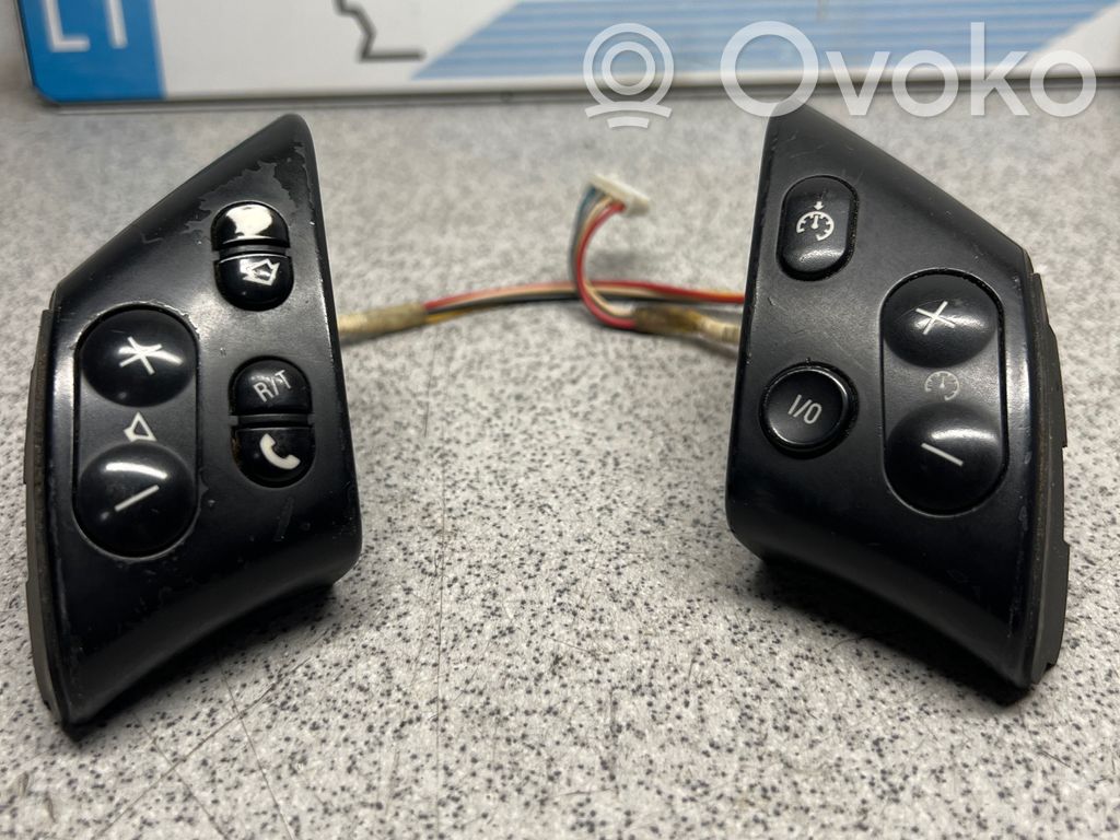 BMW 3 E46 Steering wheel buttons/switches 