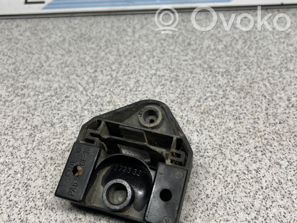 BMW 3 E36 Radiator mount bracket 