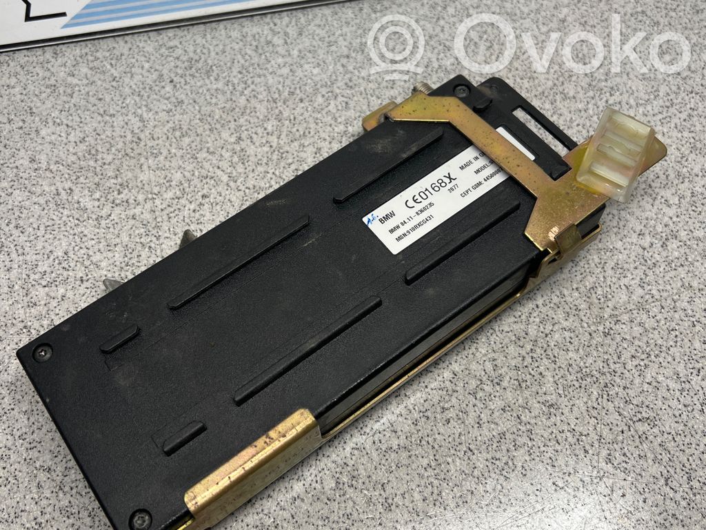 Unité de commande, module téléphone   8360235