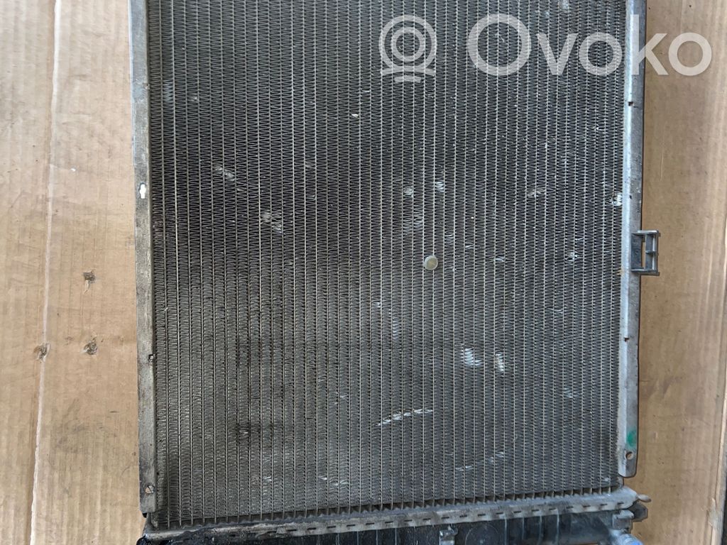 BMW 5 E39 Coolant radiator 