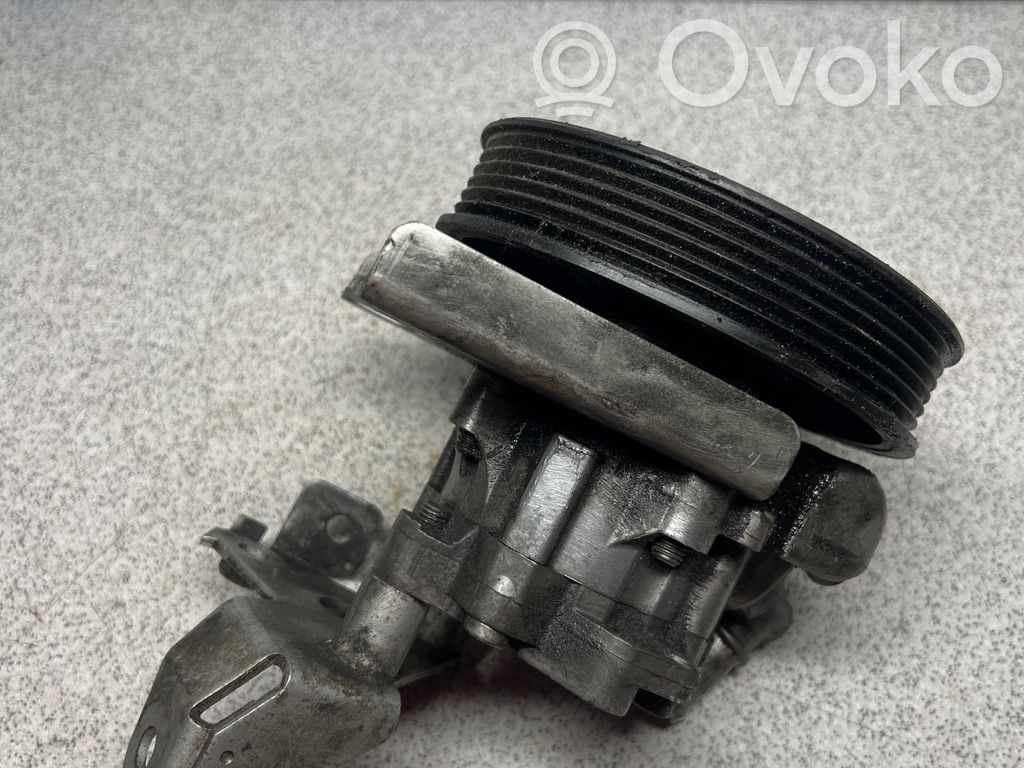BMW 5 E60 E61 Power steering pump 