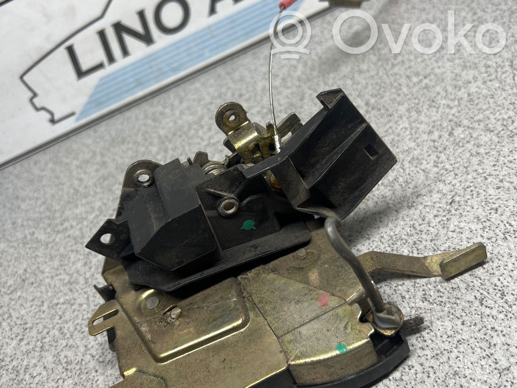 BMW 5 E34 Front door lock 