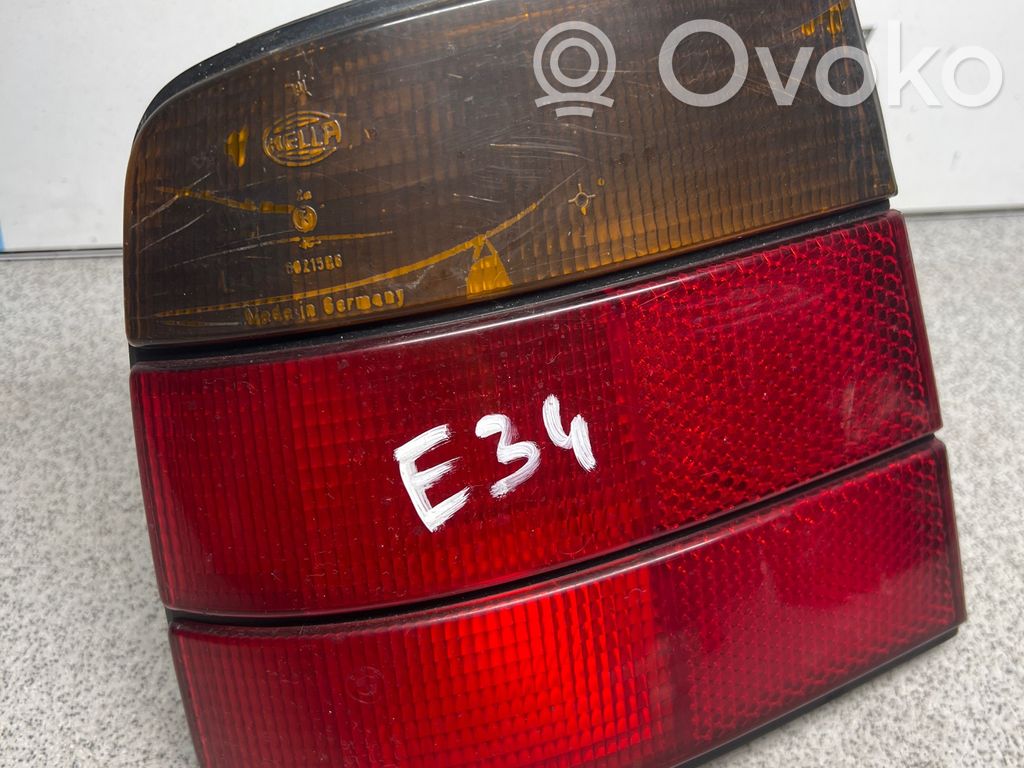 BMW 5 E34 Galinis žibintas kėbule 