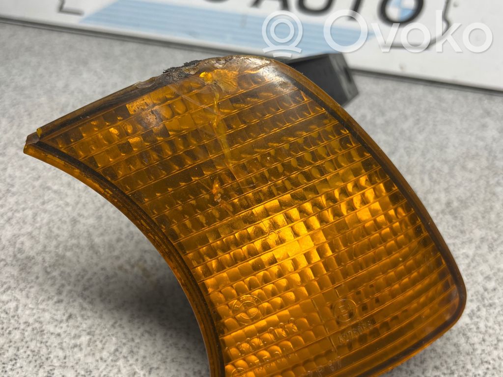 BMW 5 E34 Front indicator light 