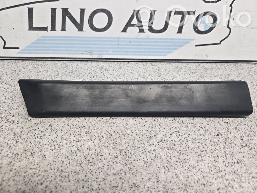 BMW 5 E39 Rivestimento parafango (modanatura) 