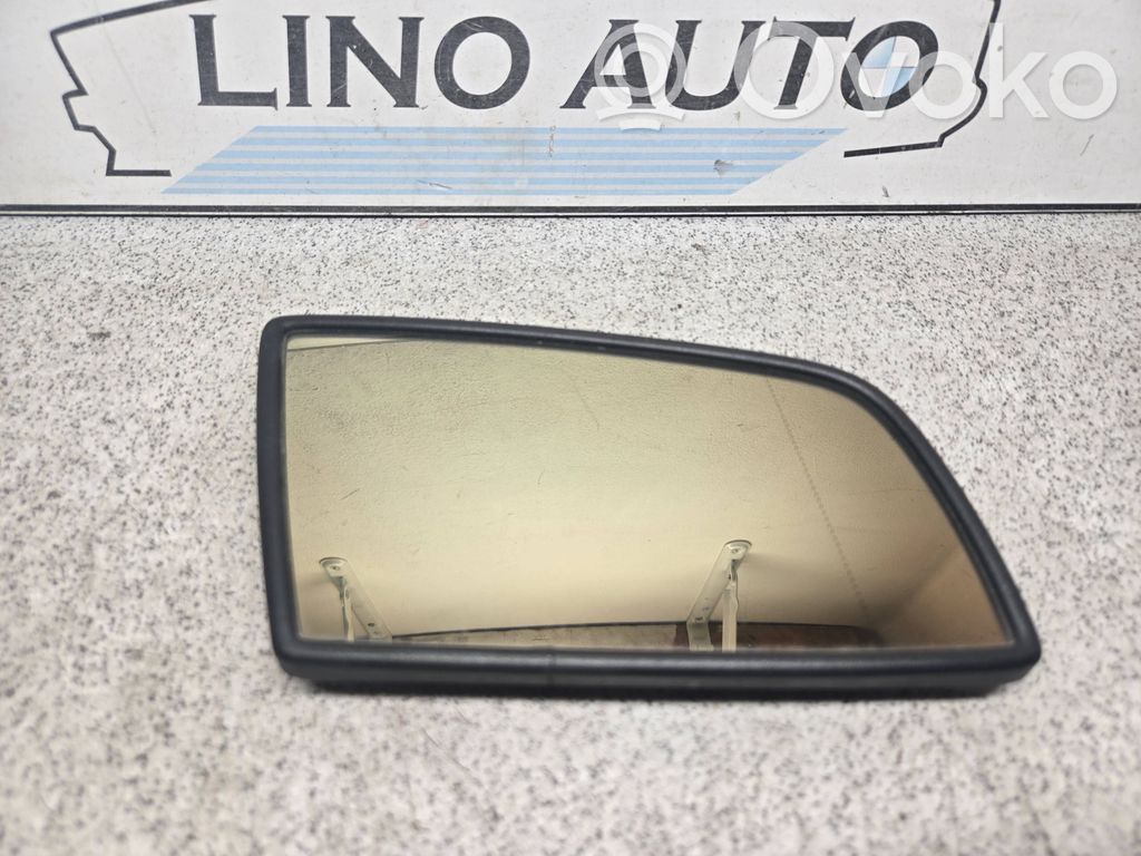 BMW 5 E60 E61 Spoguļa stikls 