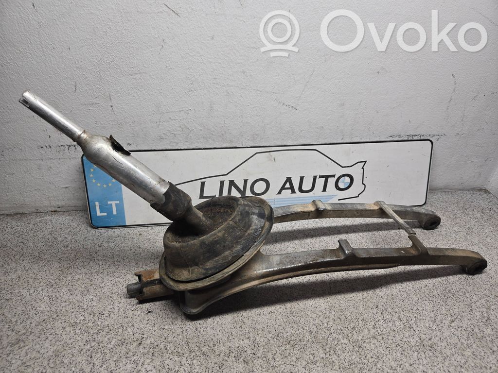 BMW X3 E83 Gear shifter/selector 