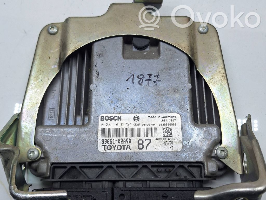 Toyota Corolla Verso E121 Engine control unit/module 