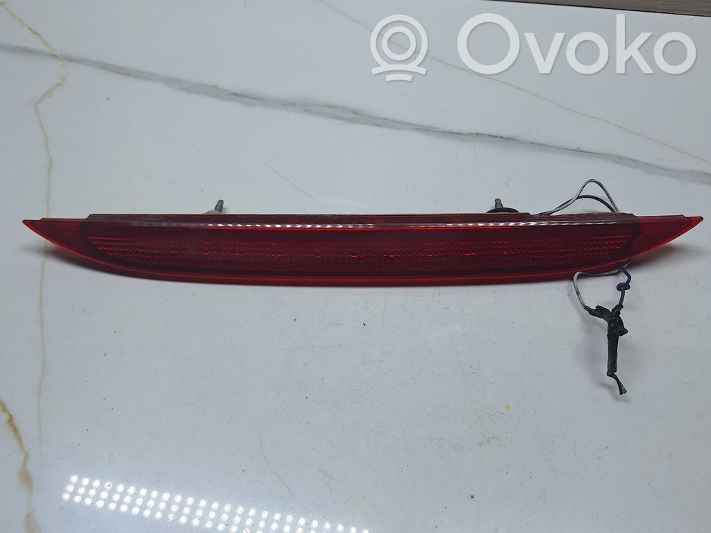 Mazda 5 Third/center stoplight 