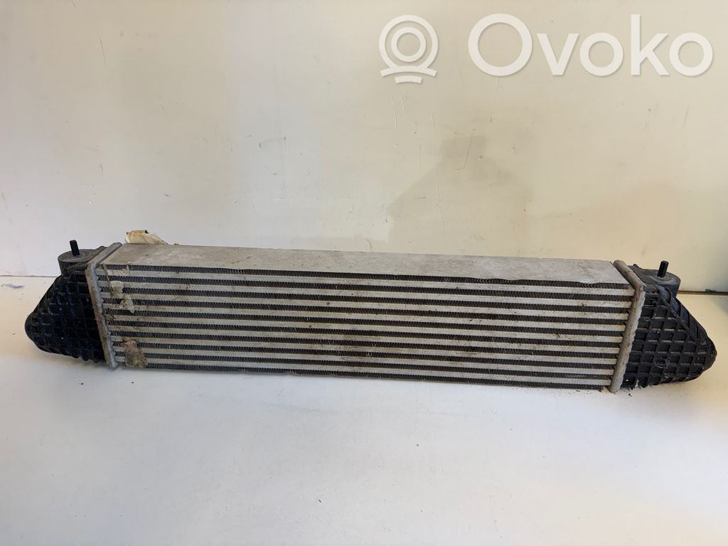 Mitsubishi Outlander Intercooler air channel guide 