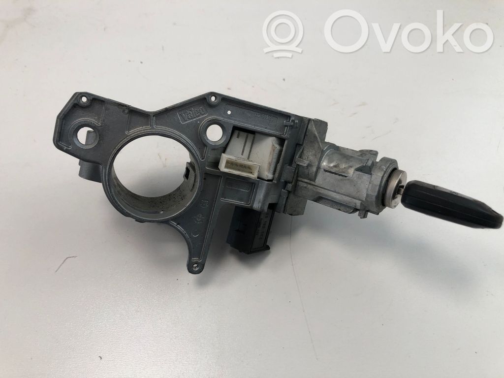 Opel Insignia A Ignition lock 