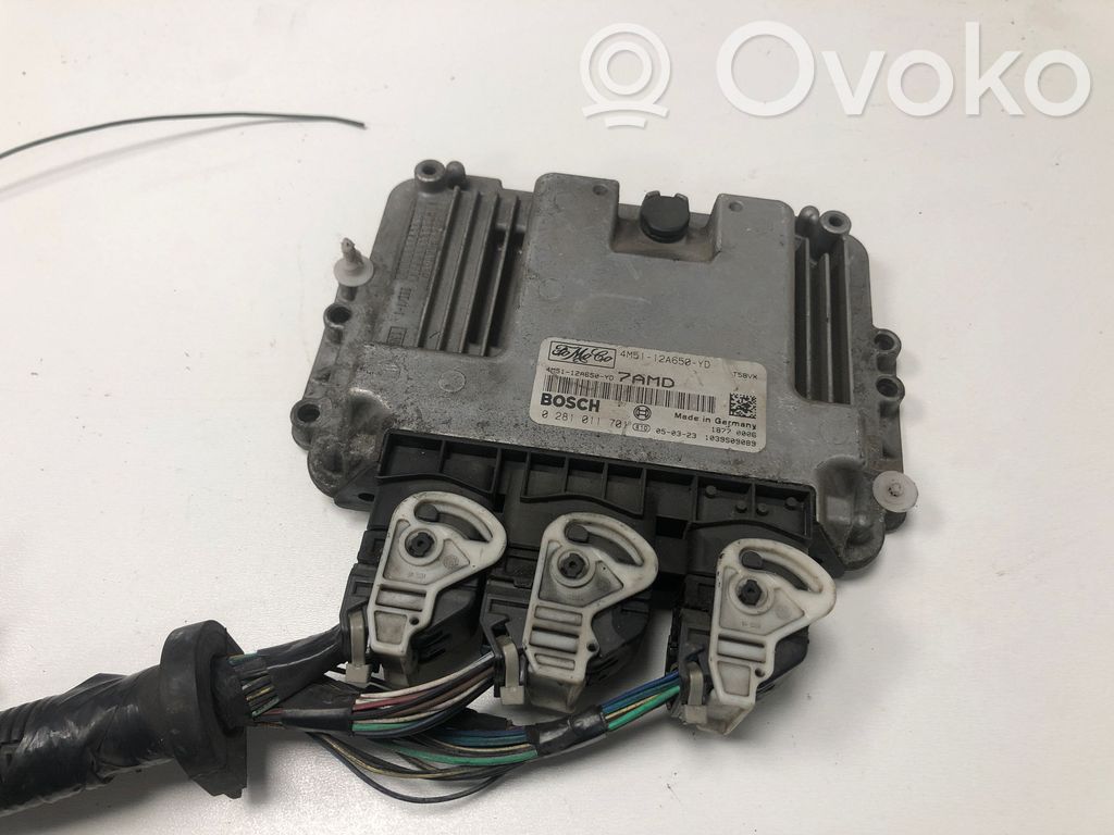 Ford Focus C-MAX Engine control unit/module 