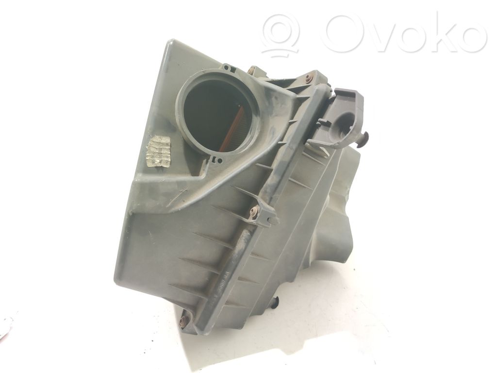 Volvo V50 Air filter box 
