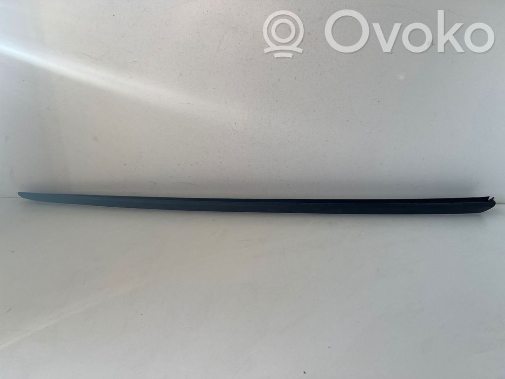 Audi A5 8T 8F Moldura del parabrisas 