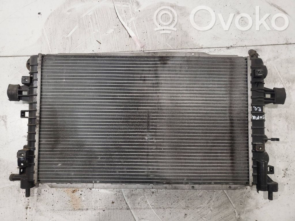 Opel Zafira B Coolant radiator 
