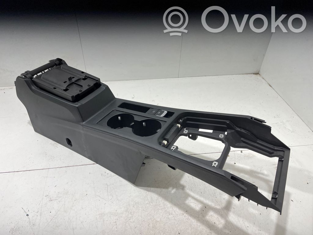 Volkswagen PASSAT B8 Console centrale 