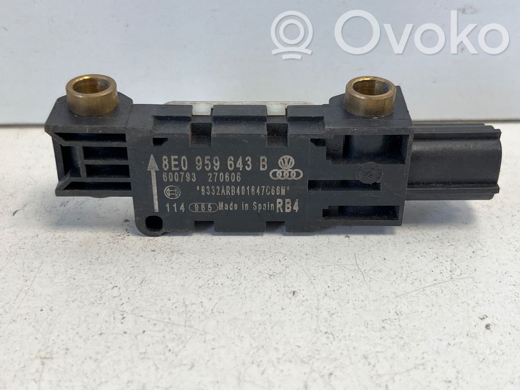 Audi A4 S4 B7 8E 8H Airbag deployment crash/impact sensor 