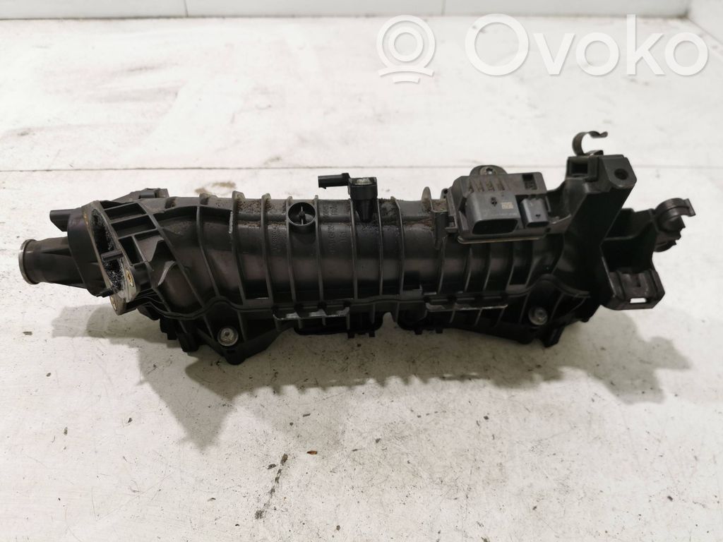 BMW 5 F10 F11 Kolektorius įsiurbimo 