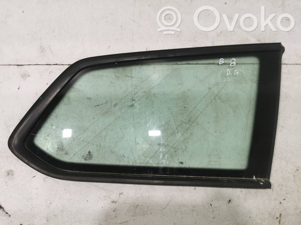 Volkswagen PASSAT B8 Szyba karoseryjna tylna 