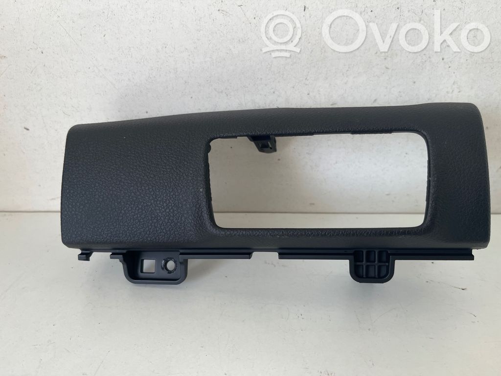 Element deski rozdzielczej / dół   84782F1900,20210921,F1900