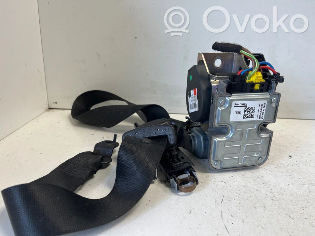 Mercedes-Benz CLS C219 Front seatbelt 