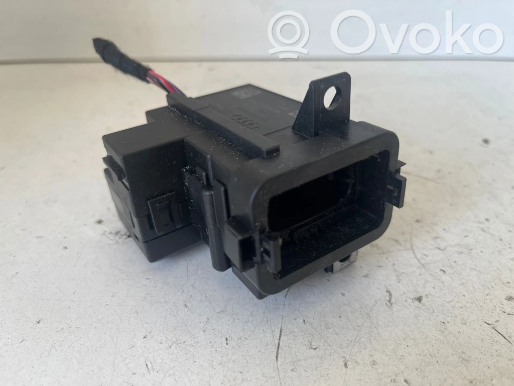 Audi A4 S4 B8 8K Ignition lock 