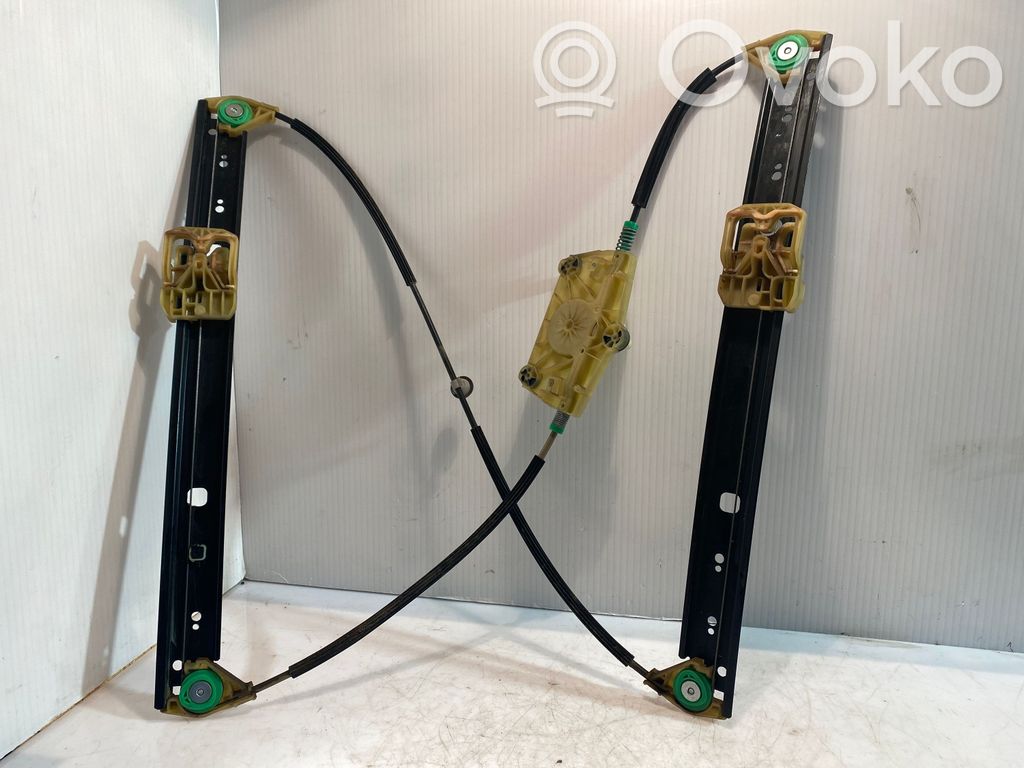 Audi Q7 4L Mechanizm podnoszenia szyby tylnej bez silnika 
