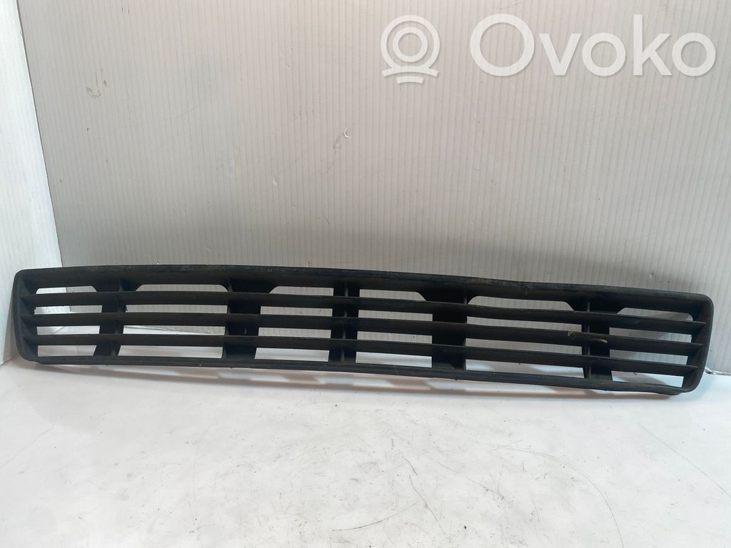 Audi A4 S4 B5 8D Front bumper lower grill 