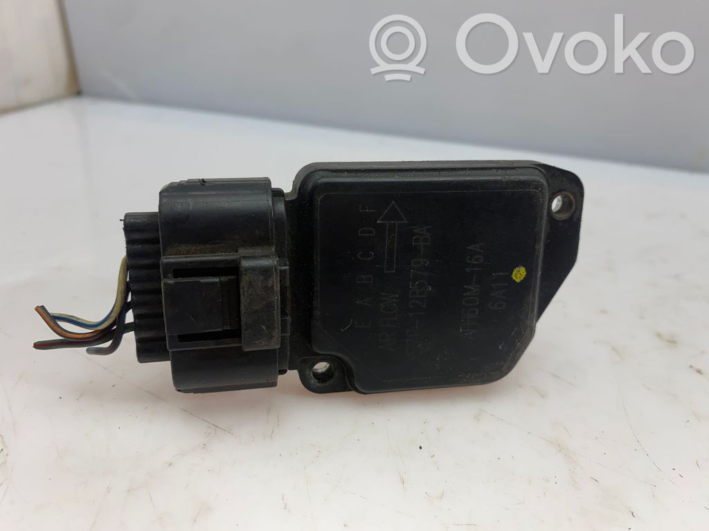 Ford Mondeo Mk III Przepływomierz masowy powietrza MAF 