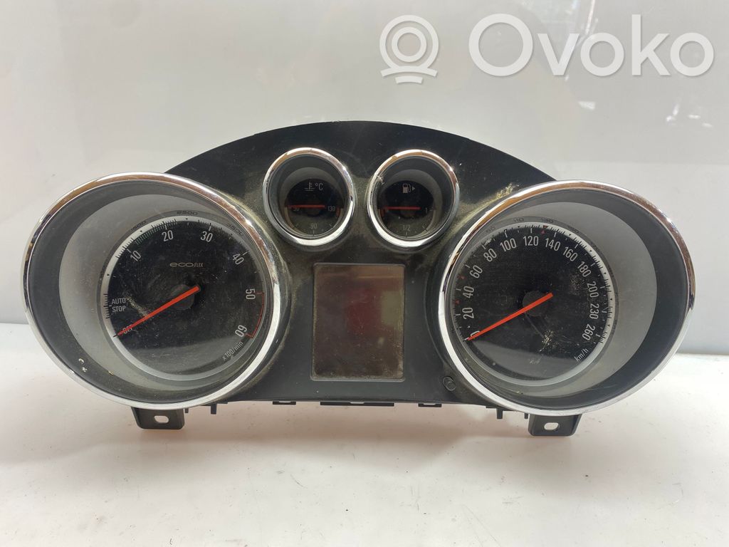 Opel Astra J Speedometer (instrument cluster) 