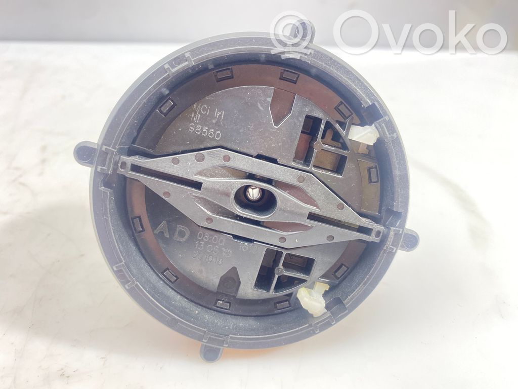 Spoguļa daļas   301018