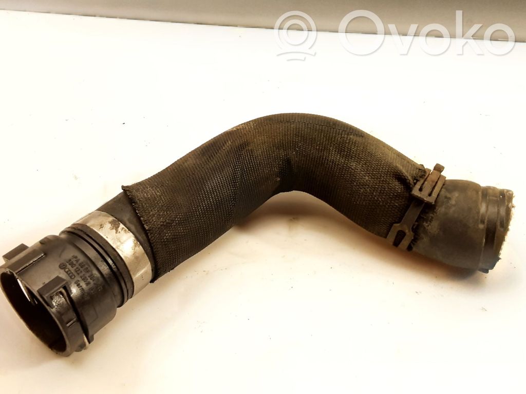 Audi A8 S8 D3 4E Engine coolant pipe/hose 