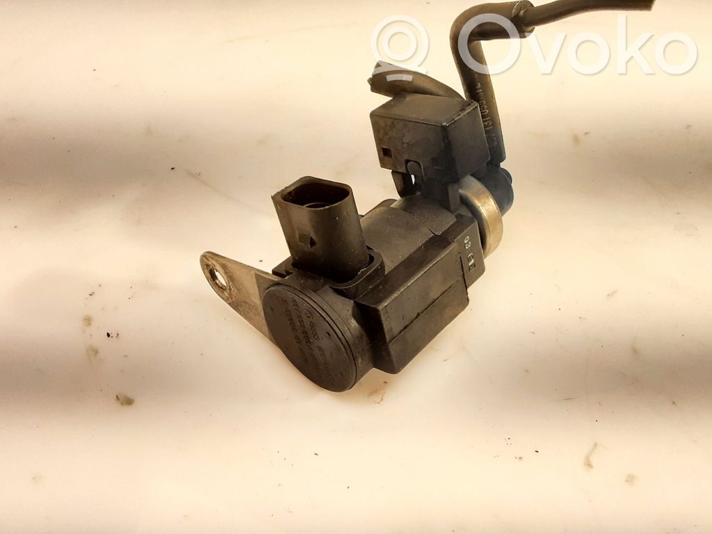 Audi A8 S8 D3 4E Electroválvula del turbo 