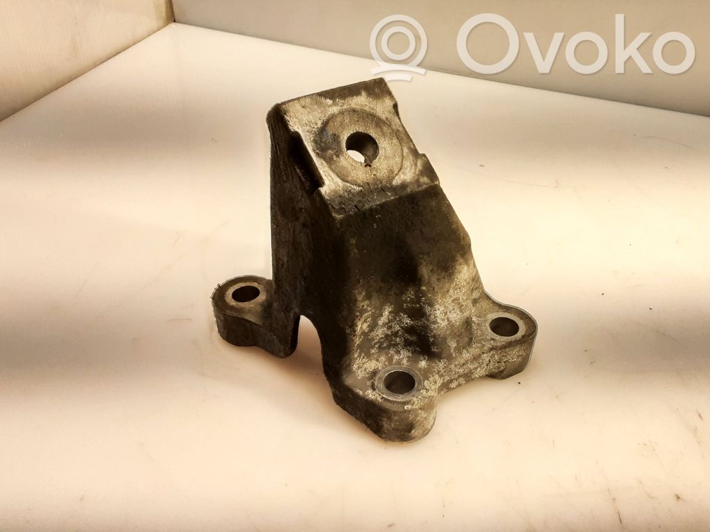 Engine mounting bracket   4F0199307AA