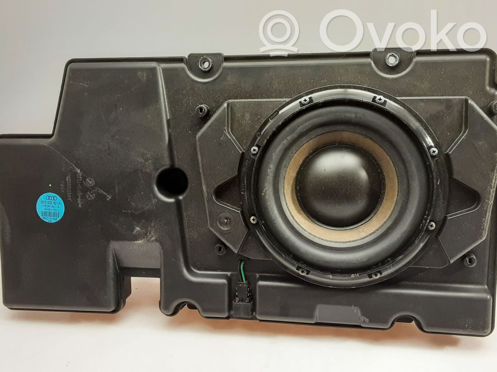 Audi A8 S8 D3 4E Subwoofer 