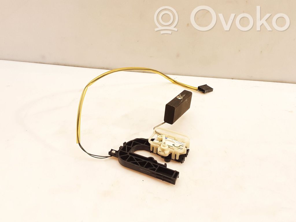 Audi A8 S8 D3 4E Sensor de nivel de combustible 