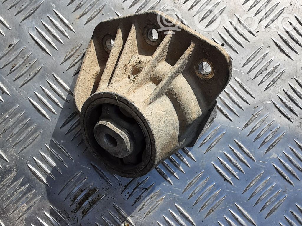 Rear differential mounting bracket   4E0599133C