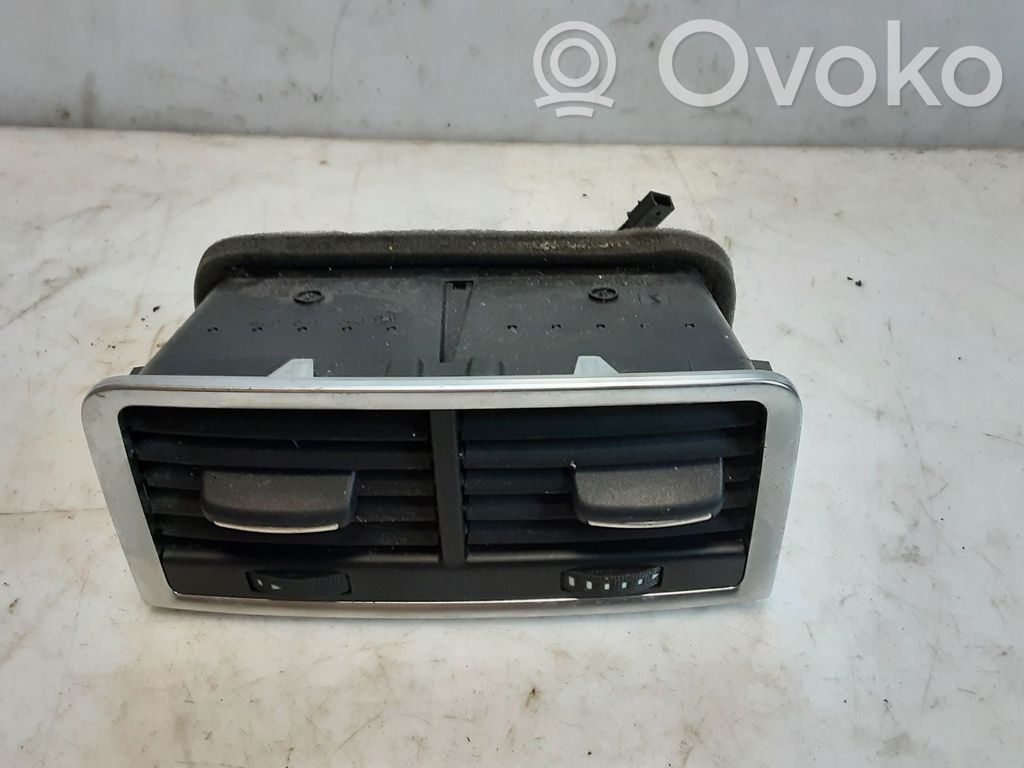 Audi Q7 4L Rejilla de ventilación trasera 