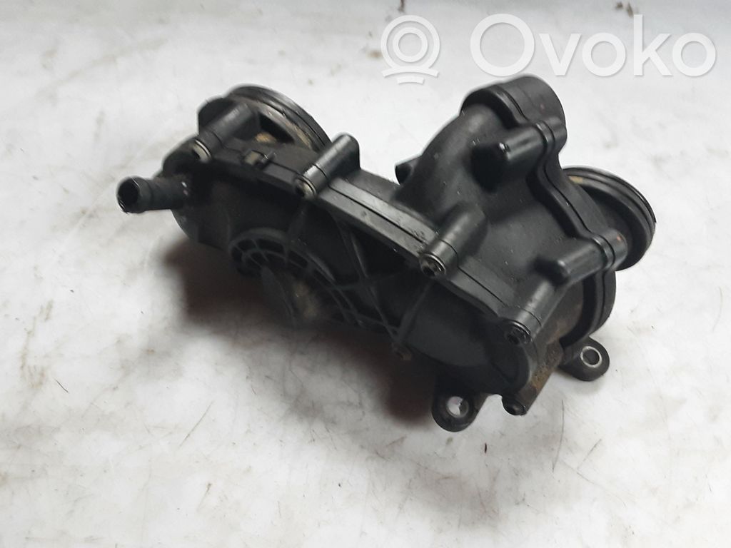 Audi Q7 4M Termostats / termostata korpuss 