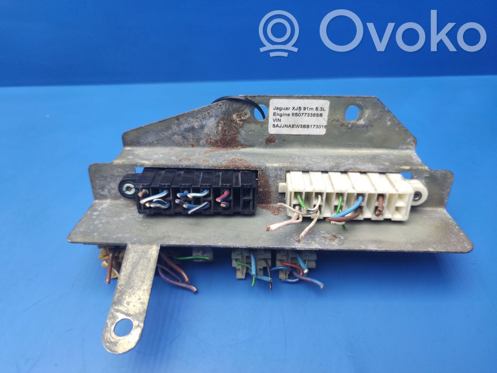 Sulakemoduuli   4RA00351033,4RA00351032,HELLA