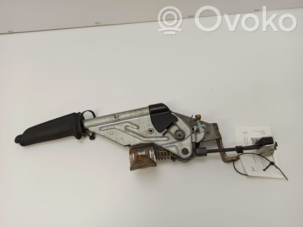 Frein à main / assemblage du levier   6782750
