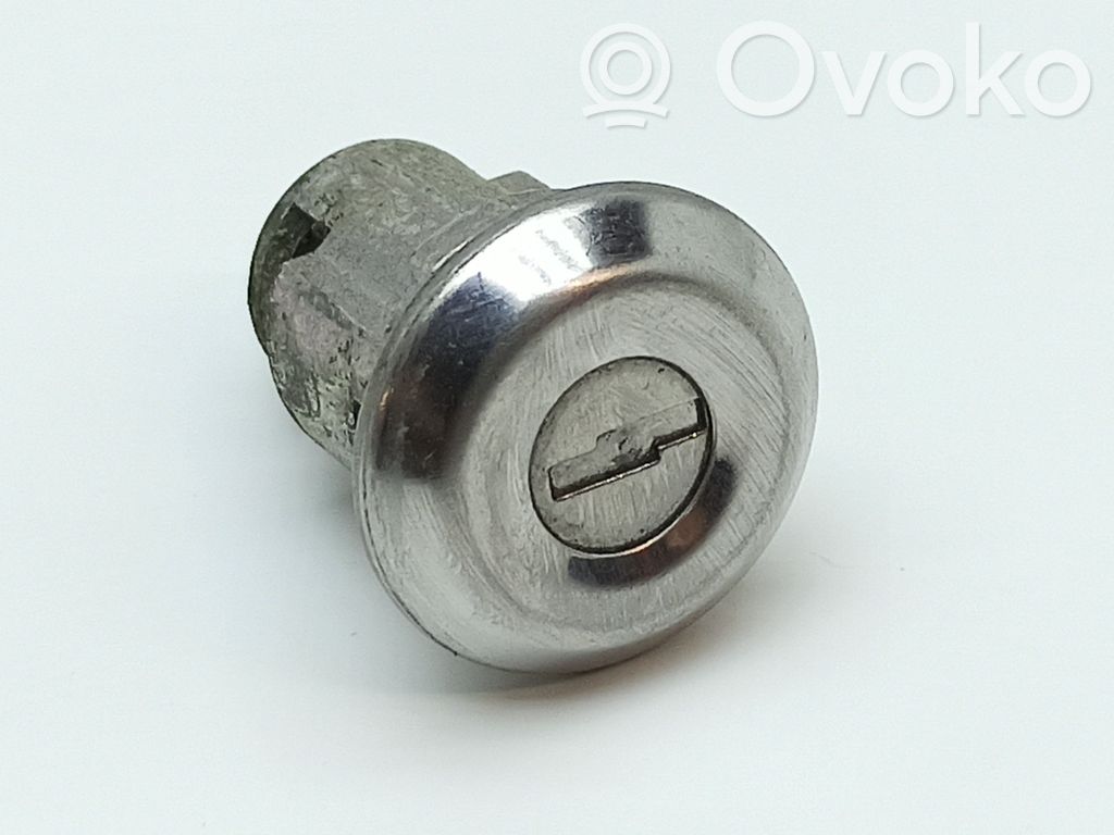 Microcar M.GO Front door lock 