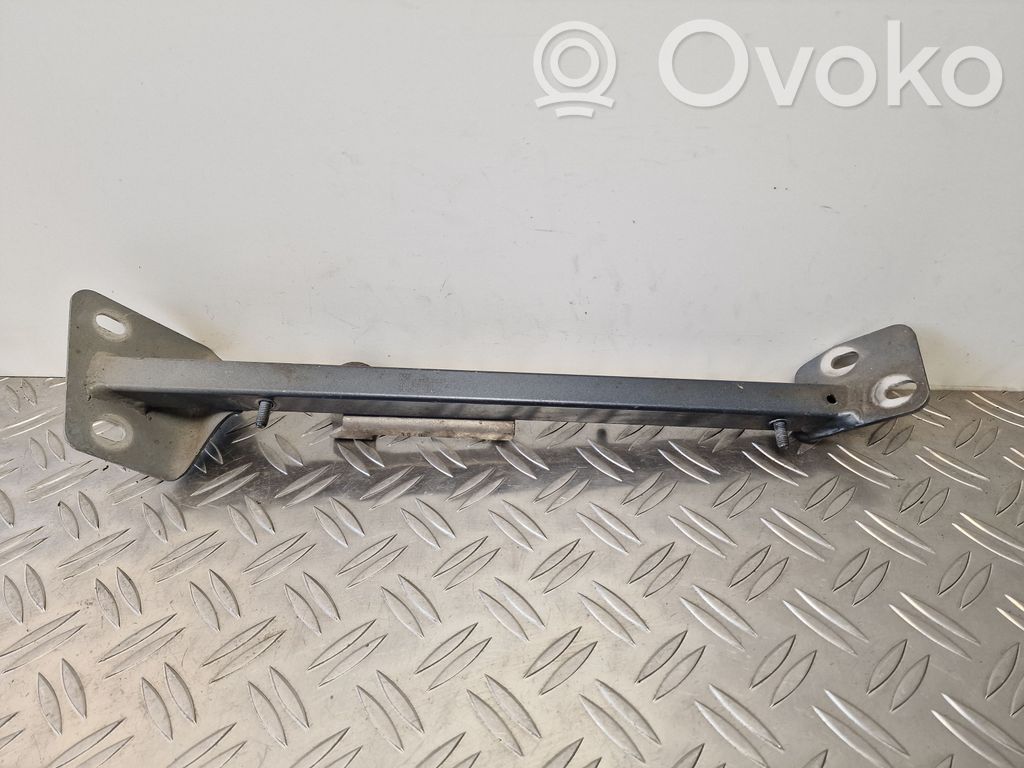 Audi A8 S8 D3 4E Laikiklis sparno 