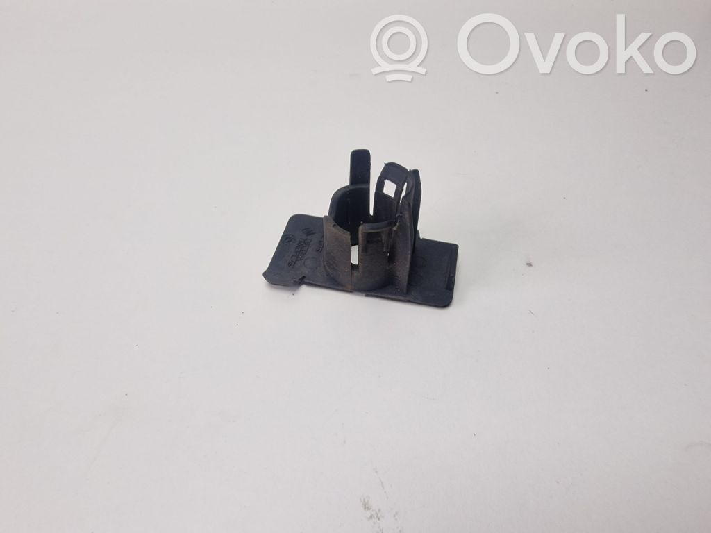 Audi A8 S8 D3 4E Front parking sensor holder (PDC) 