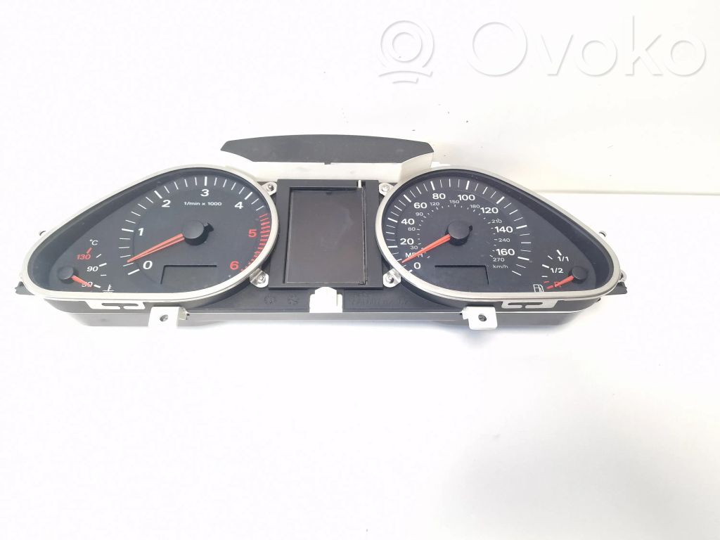Audi Q7 4L Speedometer (instrument cluster) 
