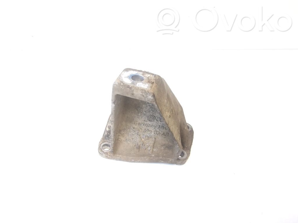 Engine mounting bracket   8D0399113AB